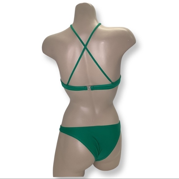 Recco Floral & Paisley Bikini Set NWT - Picture 3 of 4